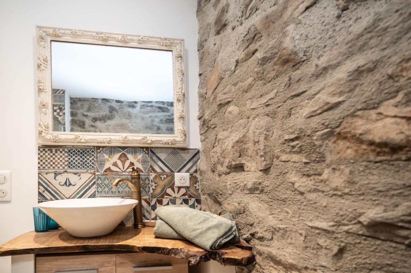 Petite Maison Pleine Nature La Bastide-Pradines Εξωτερικό φωτογραφία